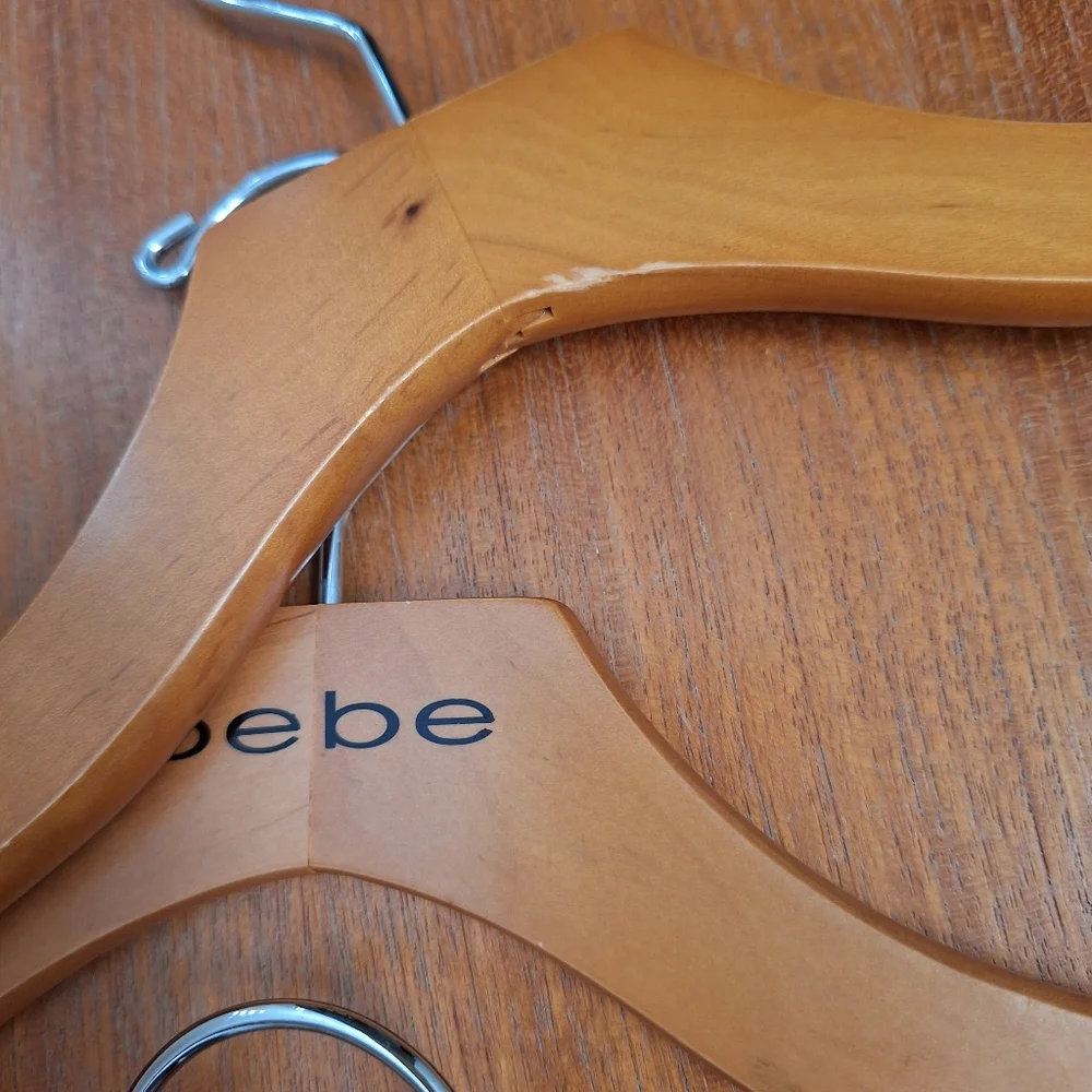 bebe Natural Wood Hangers Notched Vintage Logo Anti Slip Coat Tops Suits